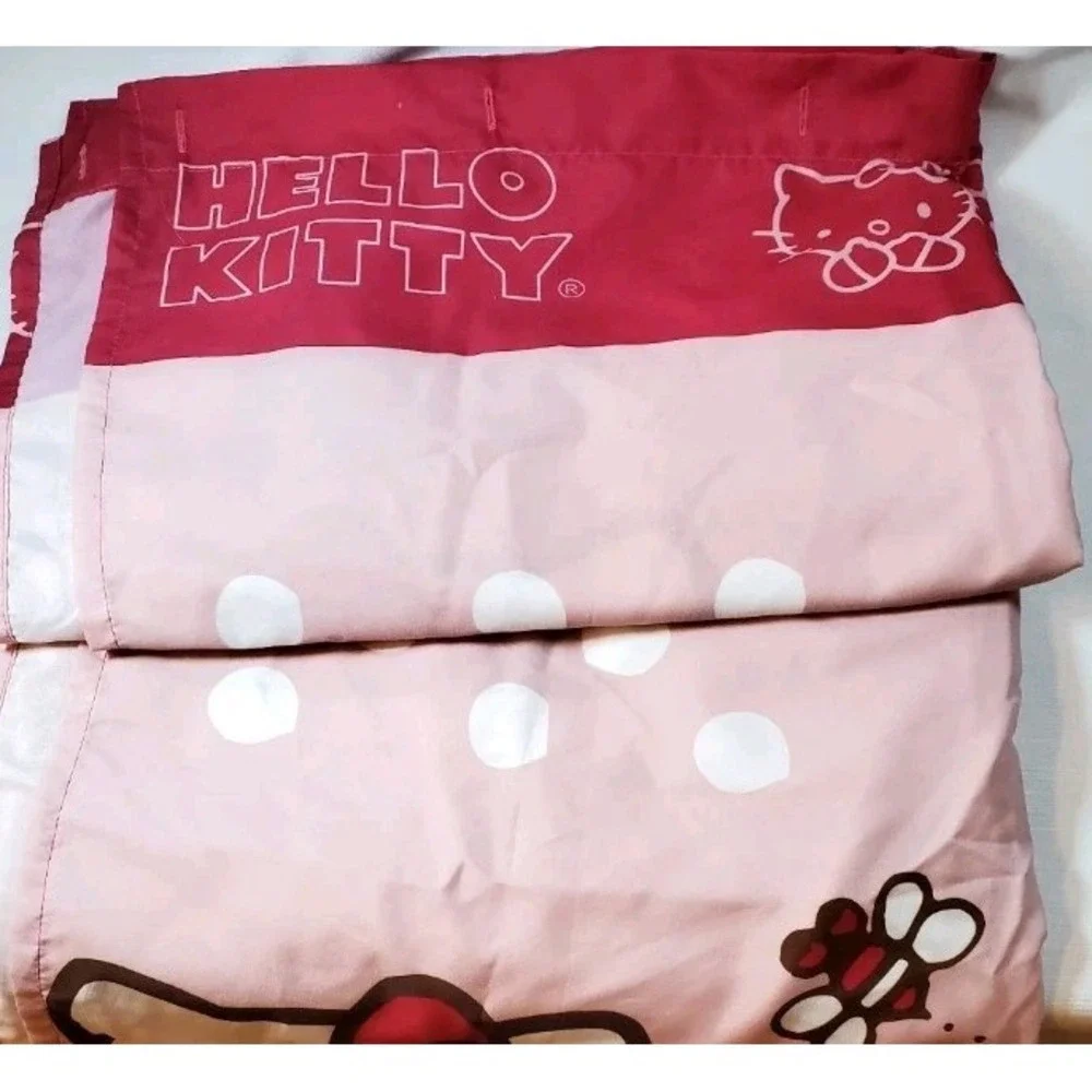 Hello Kitty Pink Curtain‎ Panel 68